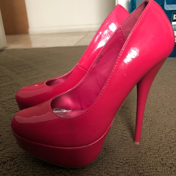 Pink patent leather pumps - Picture 5 of 5